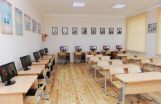 President Ilham Aliyev gets acquainted with reconstructed School 173 of capital’s Yasamal District (PHOTO) - Gallery Thumbnail