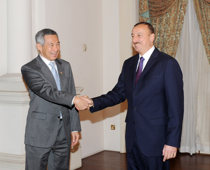 Azerbaijani President meets Singaporean Premier (PHOTO)