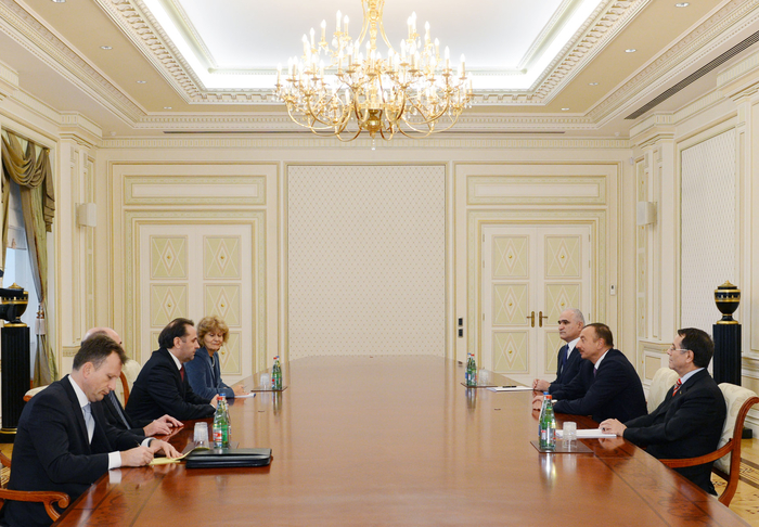 Президент Азербайджана принял вице-премьера Сербии