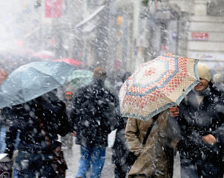 Снег на территории Азербайджана прекратится в пятницу