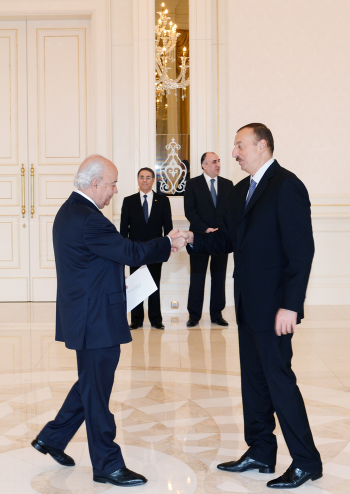 Azerbaijani President receives credentials from ambassadors of several countries (PHOTO) (UPDATE)