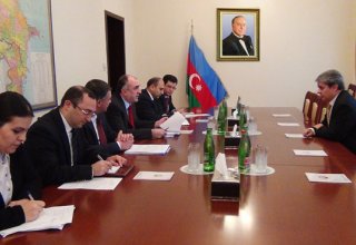Azerbaijani FM meets with new Argentinean charge d'affaires
