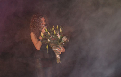 Ройа Айхан с успехом выступила на театральной сцене Утрехта (фотосессия)