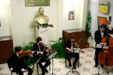 В столице Молдовы почтили память Гейдара Алиева (ФОТО)