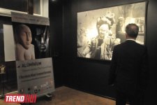 В Баку представлена первая ретроспектива в истории азербайджанского изобразительного искусства (фото)