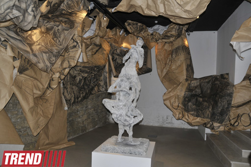 В галерее "YAY!" представлен проект участника V Международного биеннале современного искусства "Алюминий" (фото)