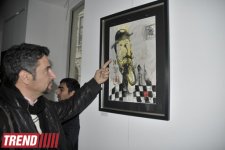 В Баку представлены картины, созданные при помощи колющих и режущих предметов, портреты из нот и "Релакс" (фото)