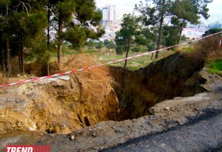 В ряде оползневых зон Баку вновь наблюдается активность – минэкологии