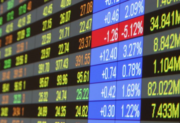 Currency exchange trading volume decreases by 9% in Azerbaijan in May