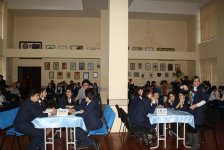 Учащиеся бакинской школы показали "Приключение скряги" Мирзы Фатали Ахундзаде (фото)