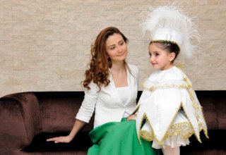 Телеведущая Лейла Мустафаева о детской моде: "Моя дочь всегда спорит со мной" (фото)