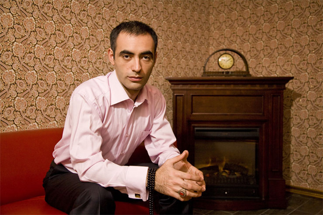 Мне пришлось срочно ехать в Баку и восстанавливать документы - Зираддин Рзаев