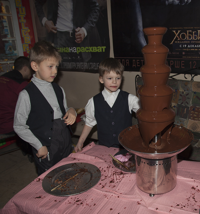 Российское представительство Фонда Гейдара Алиева и ВАК организовали Новогодний праздник для сирот и детей, лишенных родительской опеки  (ФОТО)