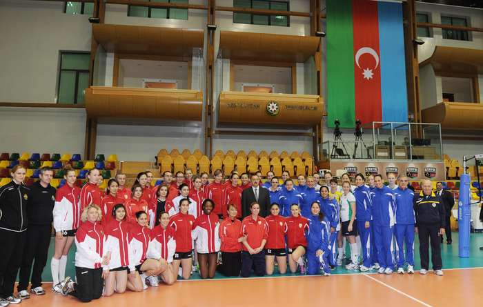 Azerbaijani President opens administrative building and volleyball ground of Azeryol club and Azeryol hotel (PHOTO)