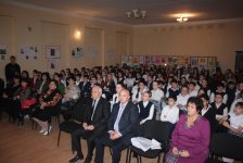 Бакинские школьники представили инсценировки по мотивам произведений Низами Гянджеви