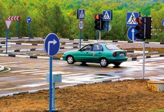 Azerbaijani drivers should periodically check their driving skills