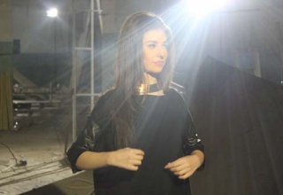 Ханенде Зарина Мамедова реализовала эстрадный проект "Qayıtmadı" (видео-фото)