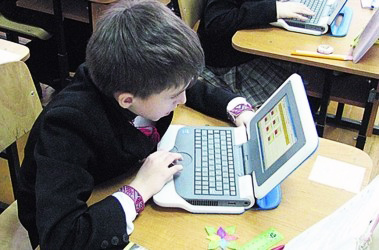 Минобразования Азербайджана предоставит школам нетбуки на конкурсной основе