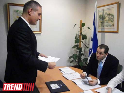 Israeli diplomats in Baku vote in their parliamentary elections (PHOTO)