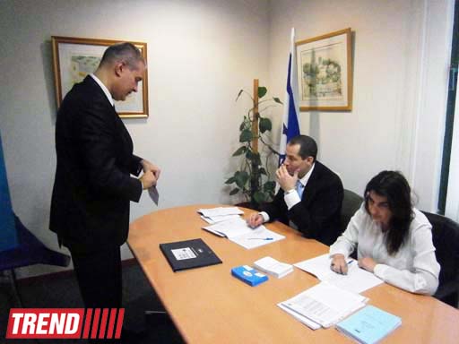 Израильские дипломаты в Баку проголосовали на парламентские выборах (ФОТО) - Gallery Image