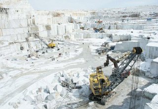 Вырос спрос на мраморные изделия завода в Ахалском регионе Туркменистана