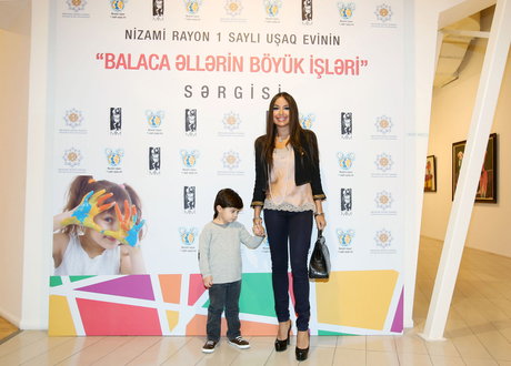 Azerbaijan's First Lady attends opening ceremony of “Great work of skilful hands” exhibition in Baku (PHOTO)