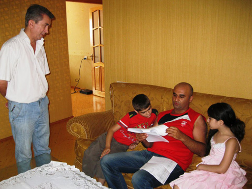 В Азербайджане снимается сериал о перипетиях судьбы ребенка "Не бойся, когда один" (фото)