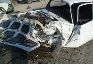 Kürdəmirdə 4 avtomobilin toqquşması nəticəsində bir azyaşlı ölüb, 4 nəfər yaralanıb