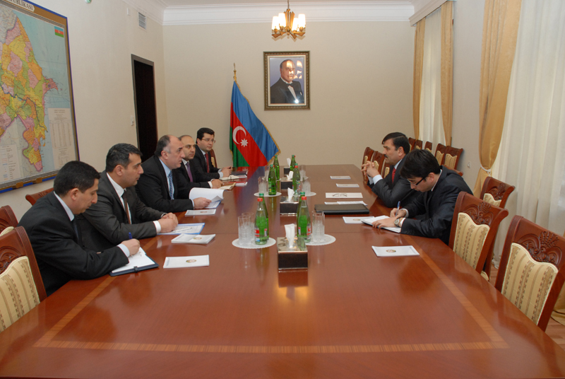 Azerbaijani FM receives new Tajik ambassador (PHOTO)