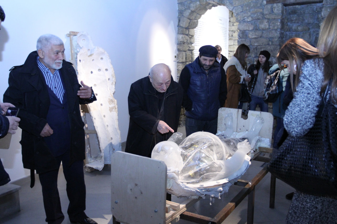 В бакинской галерее YAY состоялось открытие выставки "Ситуация ПАТ" (ФОТО) - Gallery Image