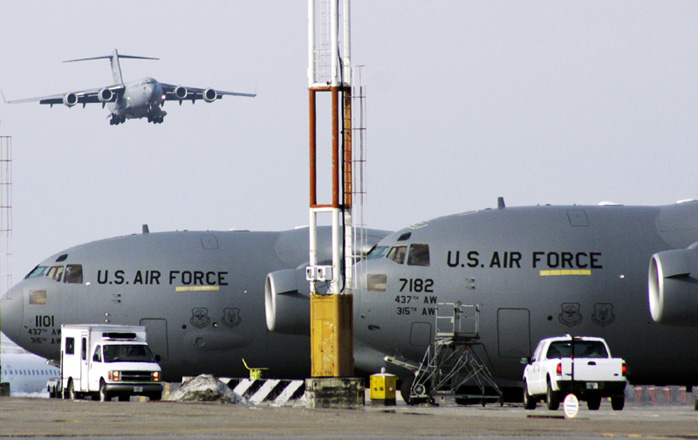 Самолеты ВВС США прибыли на Кубу для обеспечения визита Обамы