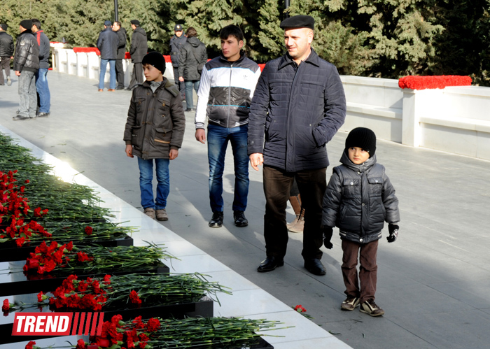 Общественность Азербайджана чтит светлую память жертв трагедии 20 января (ФОТО) - Gallery Image