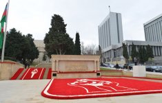 Azərbaycan Prezidenti İlham Əliyev Şəhidlər xiyabanını ziyarət edib
