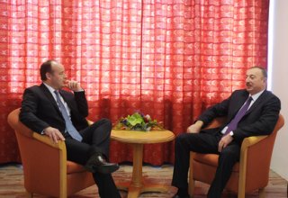 Azerbaijani President meets CEO of Thales Alenia Space