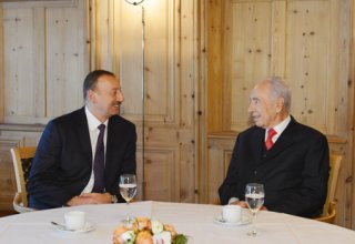 Azerbaijani President meets Israeli counterpart in Davos