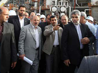 Iran’s President inaugurates new gasoline production unit
