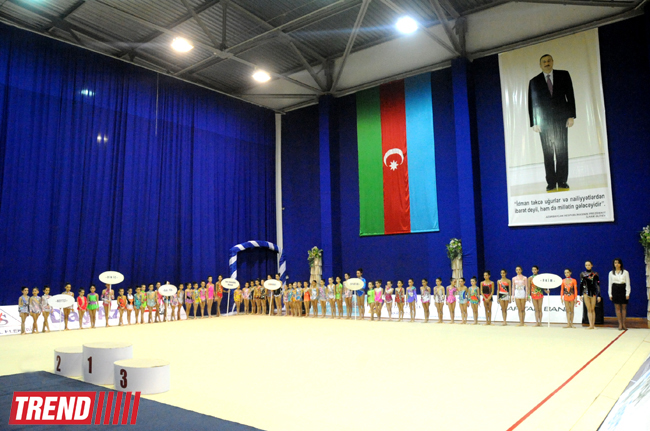 Bədii gimnastika üzrə XX Bakı birinciliyinin ilk qalibləri müəyyənləşib (FOTO)