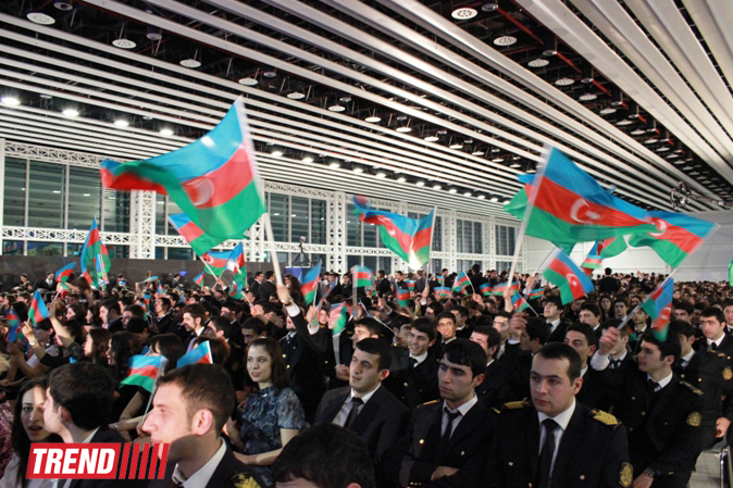 В Баку состоялся праздничный вечер, посвященный Дню молодежи (фотосессия)