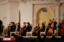 Музыканты из России и Азербайджана представили в Баку вечер классической музыки (фото)