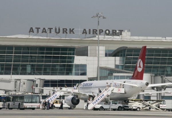 В Турции отменены 387 авиарейсов