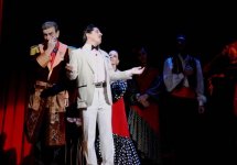 В Баку состоялась премьера спектакля "Опера мафиозо" – юбилей  Александра Шаровского (фотосессия)