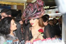 Айгюн Кязымова приняла участие в открытии магазина бренда Golden Rose (фото)