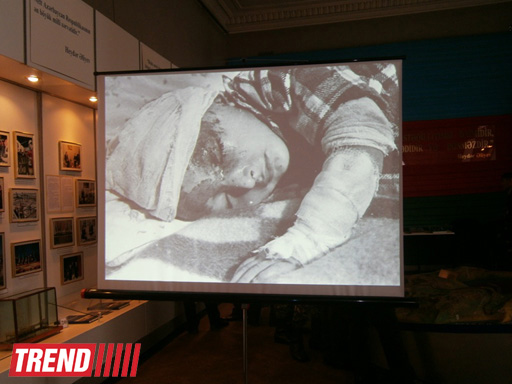 В Баку представлены документы, использованные при написании книги "Обреченный Ходжалы" (фото)