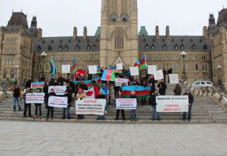 Kanadada Xocalı soyqırımı ilə bağlı yürüş keçirilib (FOTO)