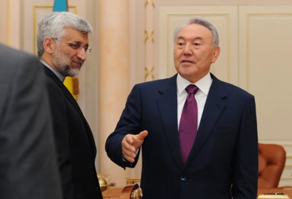Президент Казахстана встретился с секретарем Высшего совета нацбезопасности Ирана