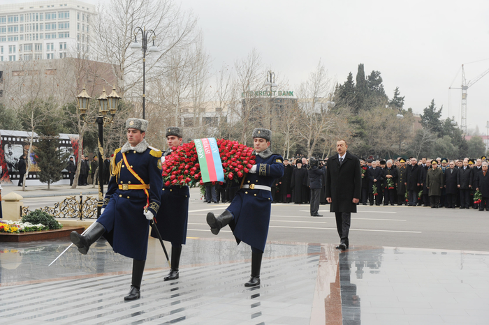 Azerbaijani President, First Lady attend ceremony commemorating Khojaly genocide victims  (UPDATE) (PHOTO)