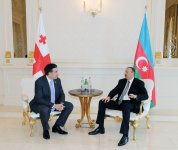 Состоялась встреча президентов Азербайджана и Грузии один на один и в расширенном составе (ФОТО)