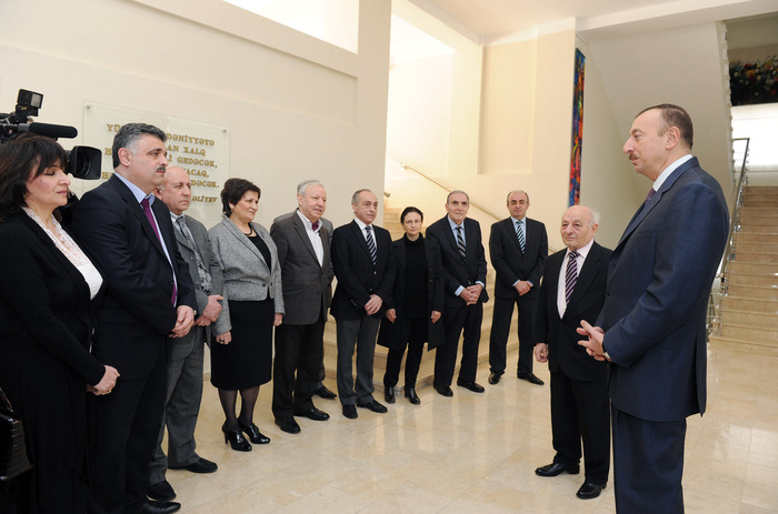 Azerbaijani President inspects new block of Azerbaijan State Academy of Fine Art (PHOTO)
