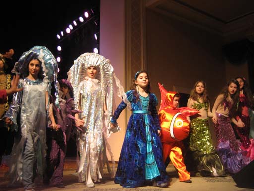 Детский театр-студия "Гюнай" представит красочную концертную программу