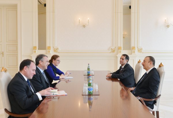 Президент Азербайджана принял руководителя дипломатической службы МИД и по делам Содружества Великобритании